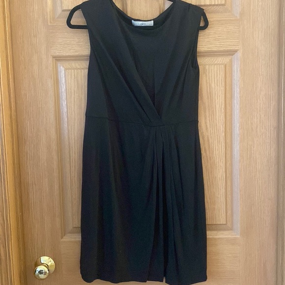 ✨Ann Taylor LOFT Little Black Dress ✨ - Picture 1 of 3